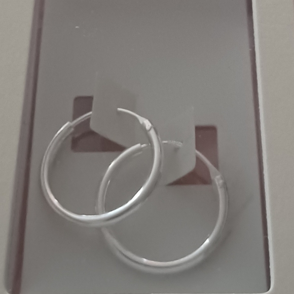 I AM STERLING SILVER BOHEMIAN 3/4 INCH ETCHED HOOP HOOPS EARRINGS NEW IN BOX - Picture 2 of 8